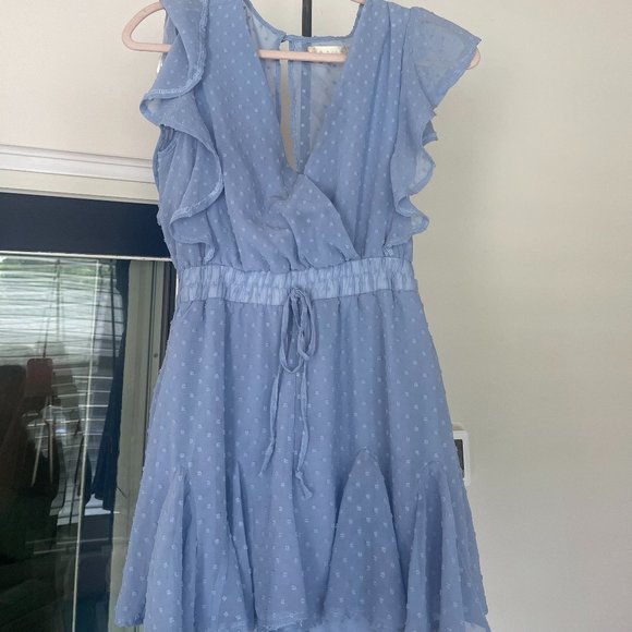 Altar'd State blue V-neck romper - Picture 1 of 3